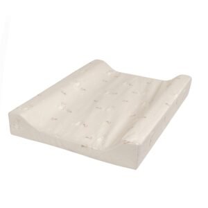 Puslepude - Praktisk pusleunderlag - Kaniner - Vandafvisende puslehynde - Nordstrand Home babytilbehør